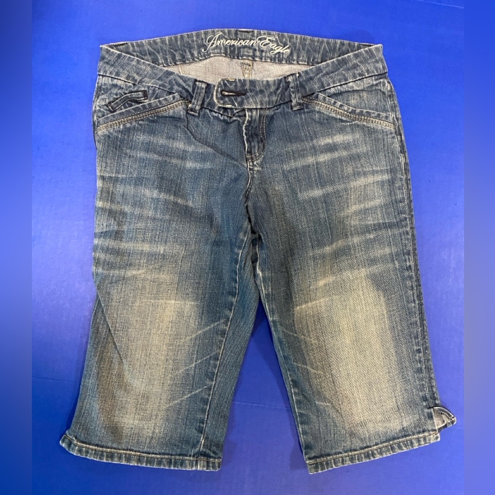 American Eagle Outfitters Y2K VTG Cropped Blue Jeans Size 10 Reg